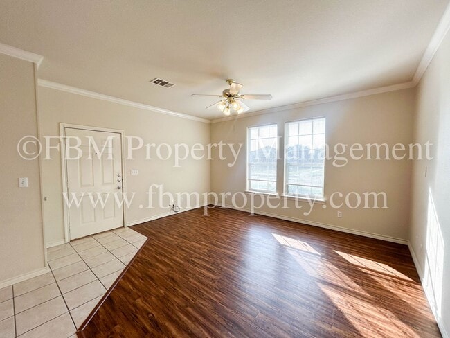 Foto del edificio - 700 Biloxi Dr
