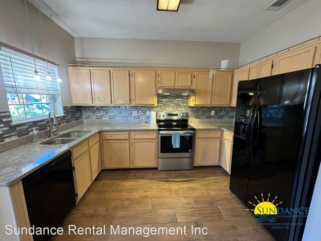 Building Photo - 3 br, 2 bath House - 1191 Saddle Creek Drive