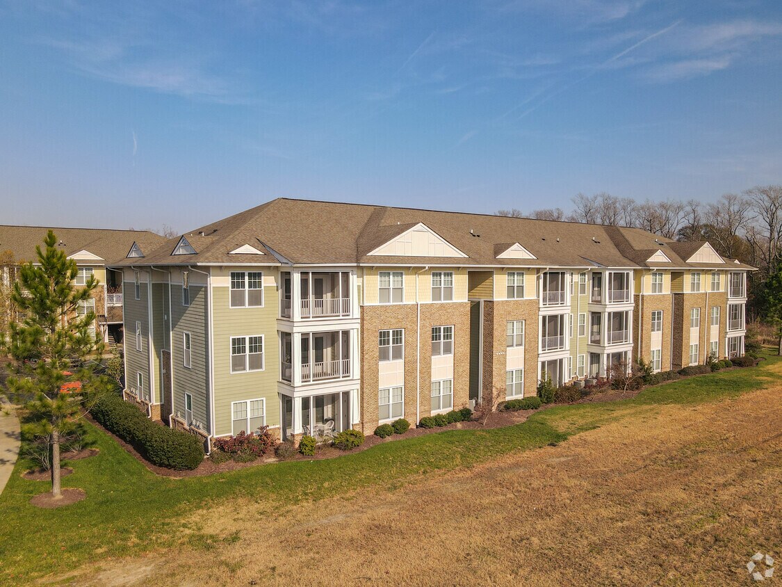 Cottage Trails at Culpepper Landing Apartments in Chesapeake, VA