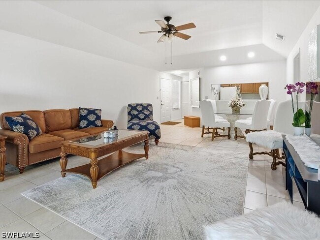 Building Photo - 1833 Courtyard Way