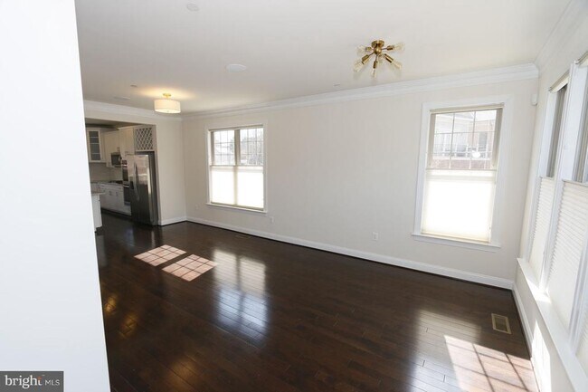Foto del edificio - 6101 Solent Pl NE