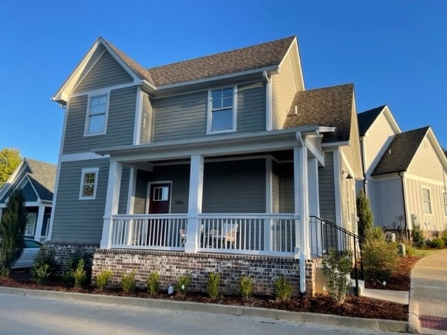Building Photo - 1405 Pleasant Dr