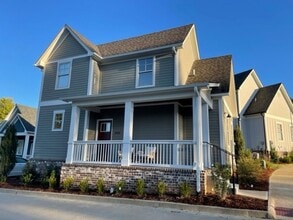Building Photo - 1405 Pleasant Dr