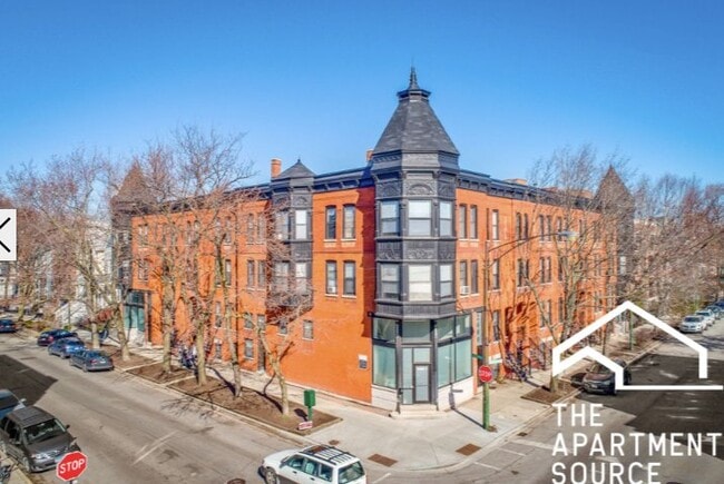 Photo - 2604 N Racine Ave Apartment