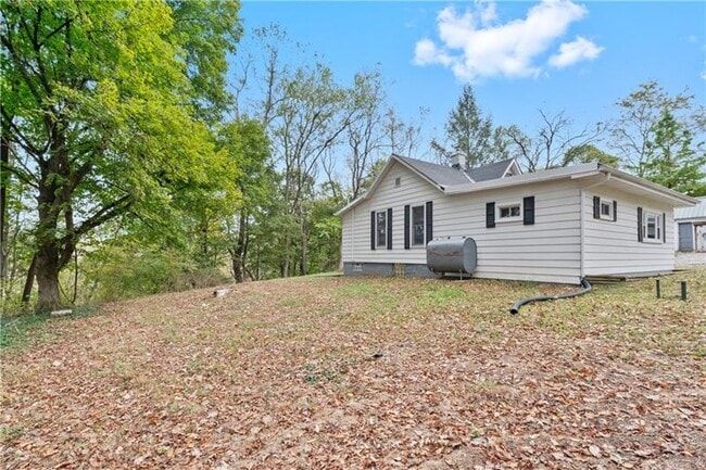 Building Photo - 127 Magill Rd