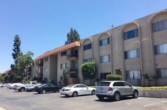 Building Photo - 6811 Alvarado Rd