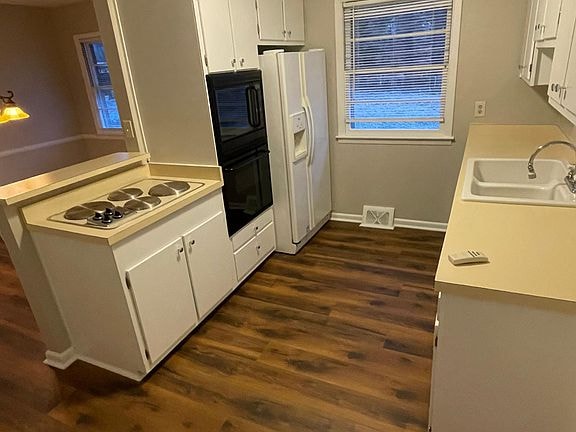 Building Photo - 312 Latimer Rd