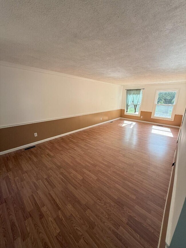 Foto del edificio - 116 Woodview Ct