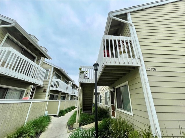 Building Photo - 10700 Colima Rd