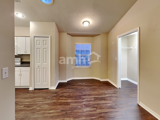 Foto del edificio - 13202 Golf Ridge Pl