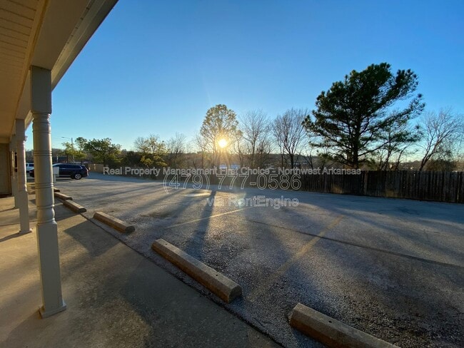 Photo - 1244 N Iron Horse Dr Townhome