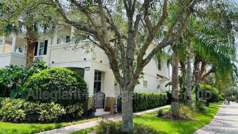 Foto principal - 8414 Gilford Ln