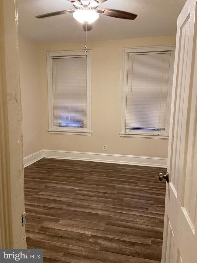Foto del edificio - 4133 Brown St