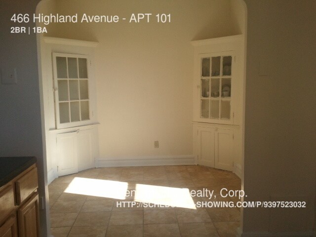Building Photo - 466 Highland Ave
