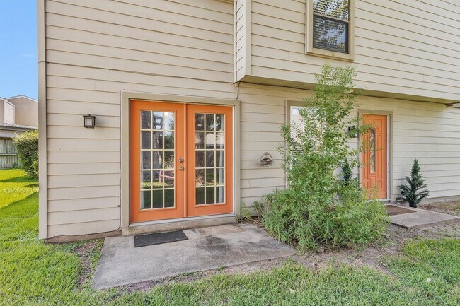 Foto del edificio - 36 April Point Dr N