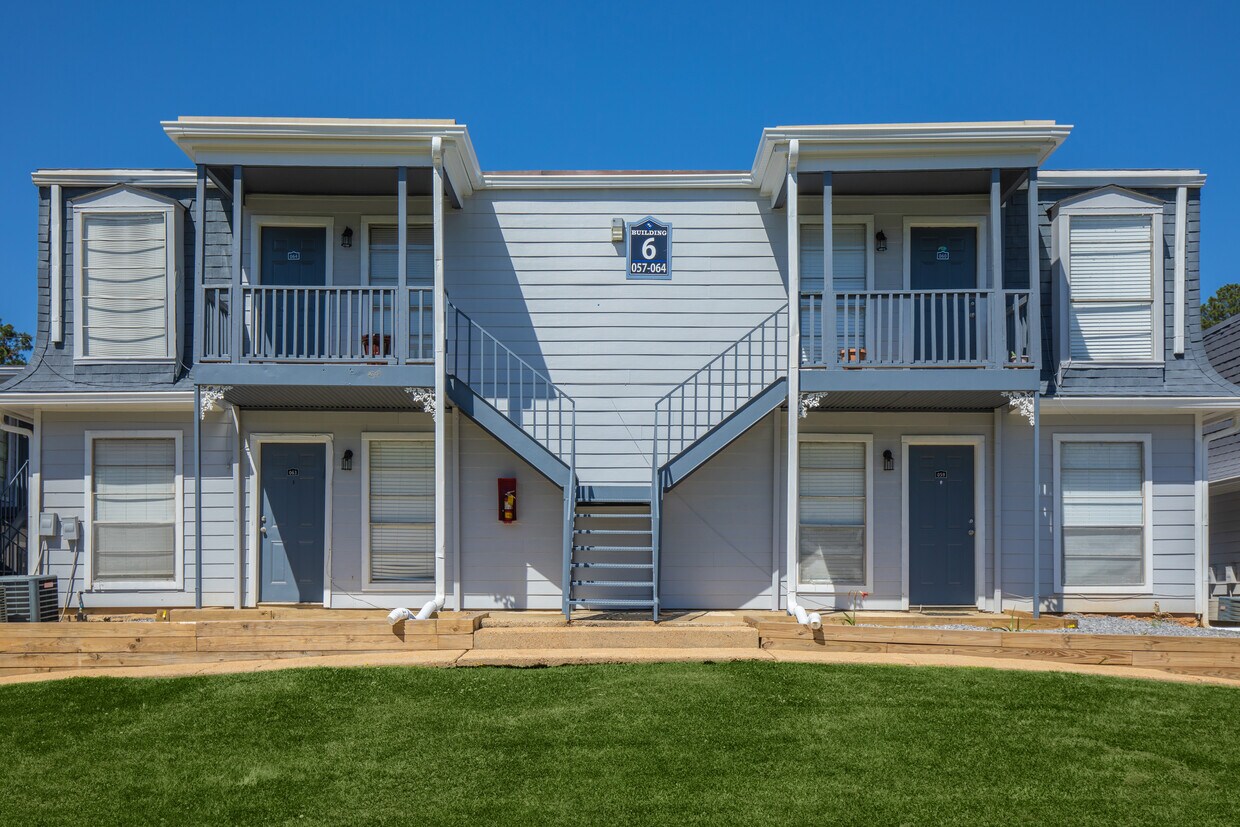 The Park at Cornwall Apartments in Pearl, MS