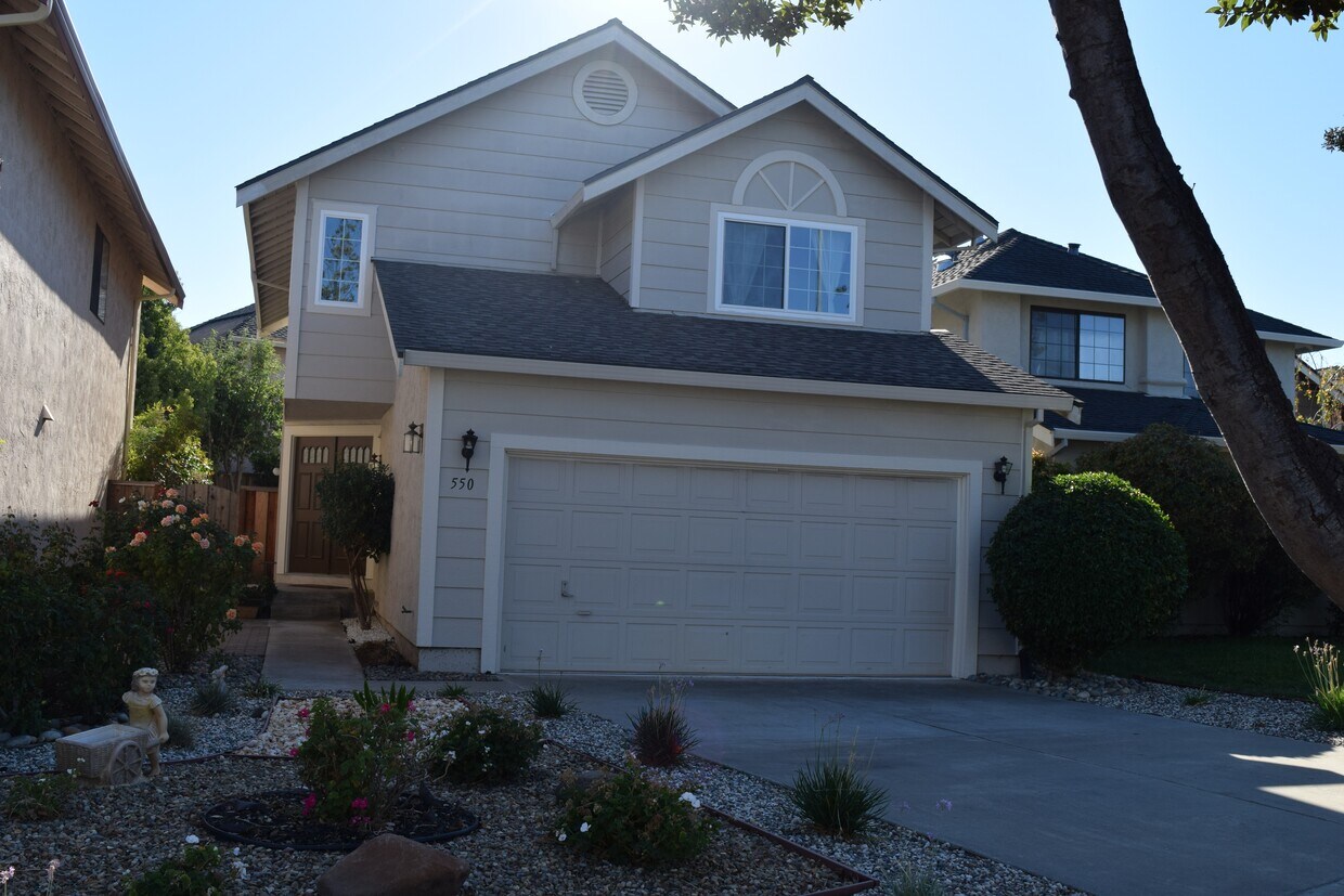 550 Grapevine Dr, Pleasanton, CA 94566 House Rental in Pleasanton, CA