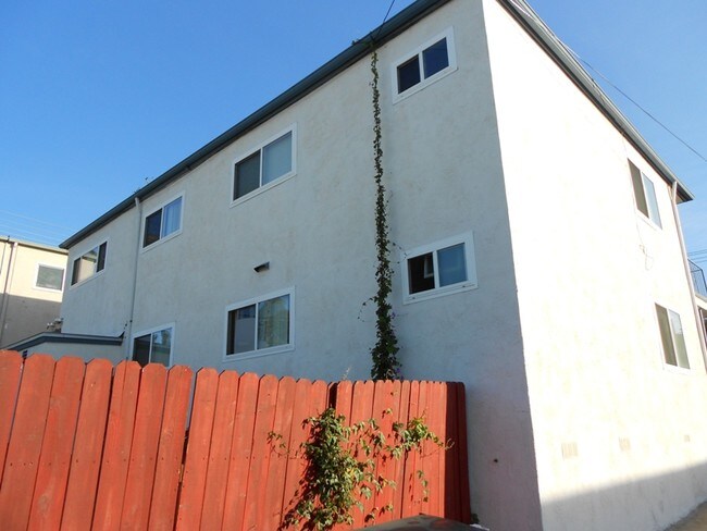 Las Capital Improvements - Colusa Street Apartments