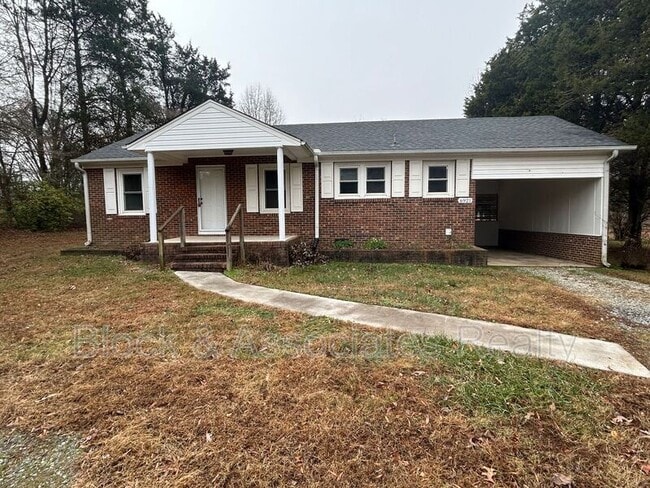 Building Photo - 6921 Spencer-Dixon Rd