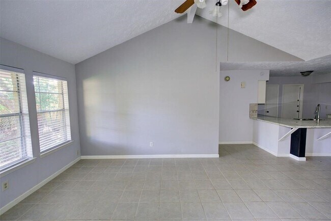 Foto del edificio - 5311 Linda Ln