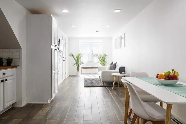 Foto del edificio - 212 19th St