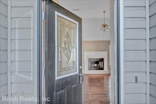 Building Photo - 3 br, 2 bath House - 304 Carver Ct