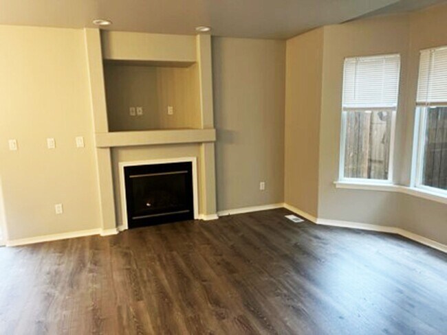 Foto del edificio - Fully renovated Renton Highlands 3-bedroom...
