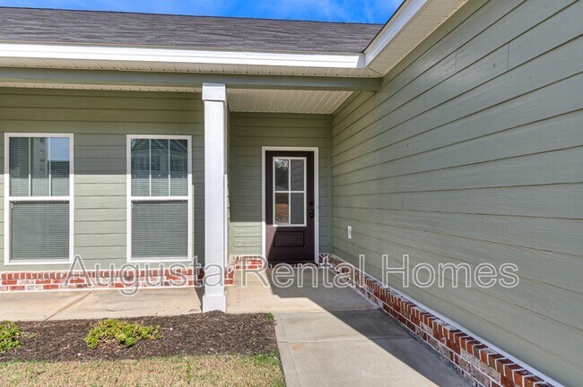 Foto del edificio - 871 Sweet Grass Cir