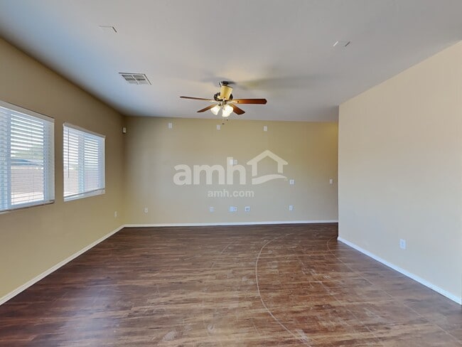 Building Photo - 8414 W Shearwater Dr
