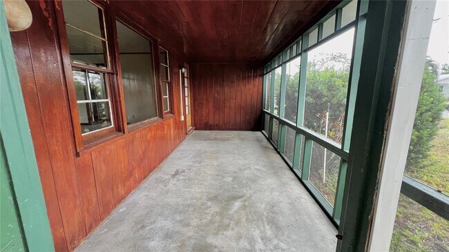 Foto del edificio - 122 Palm Ave