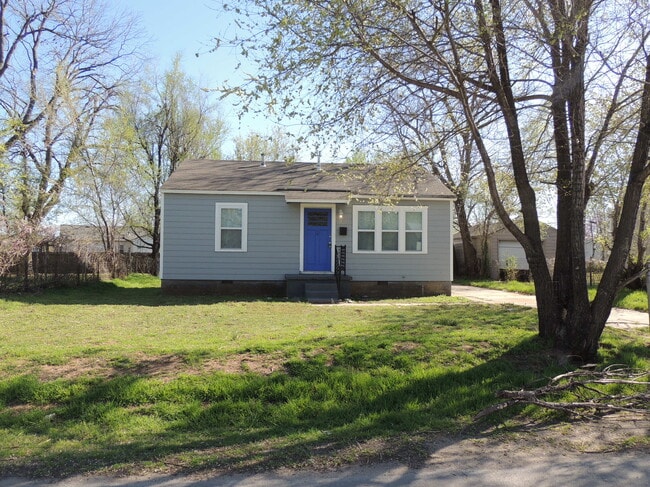 Building Photo - 5312 W 11th Pl