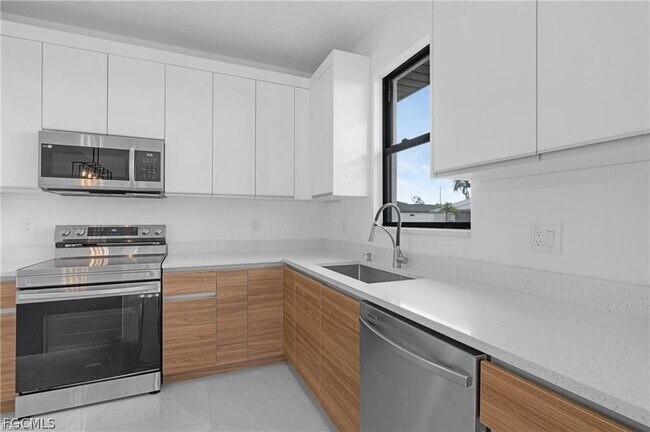 Foto del edificio - 2001 NW 25th Ave