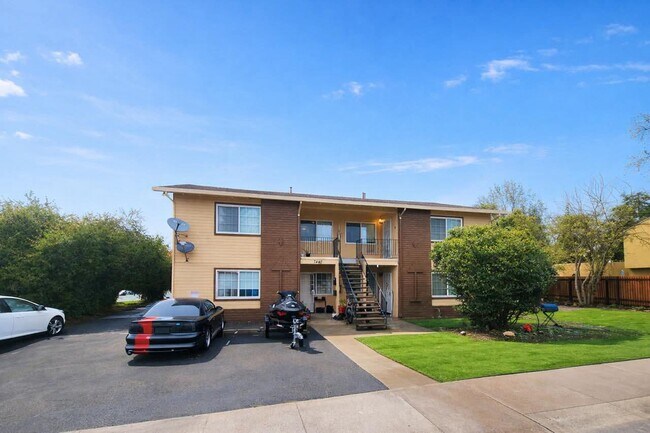 Foto del edificio - 7440 Tiara Way