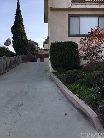 Building Photo - 2616 Voorhees Ave