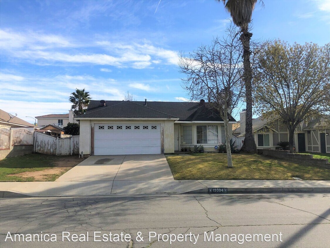 4 Br 2 Bath House 13394 Nutmeg St House For Rent In Moreno Valley Ca Apartments Com