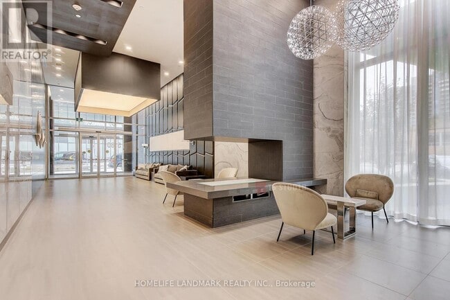 Photo du bâtiment - 5180-5180 Yonge St