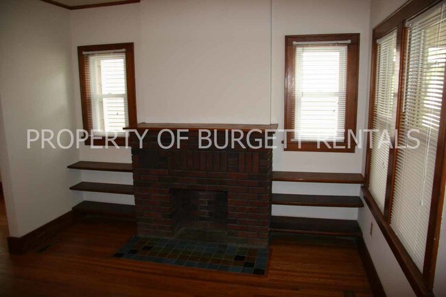Foto del edificio - 417 Evergreen St