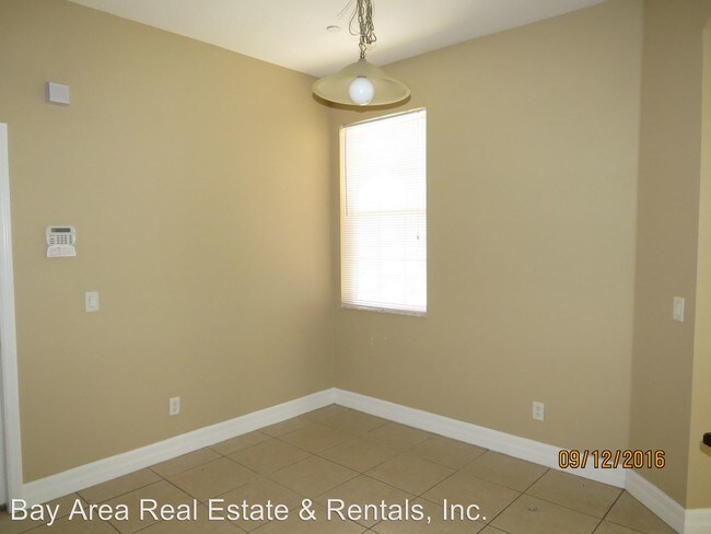 Building Photo - 7411 Terrace River Dr