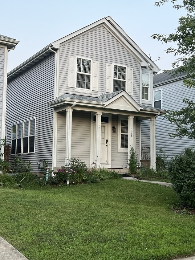 Primary Photo - 2158 Middlebury Dr