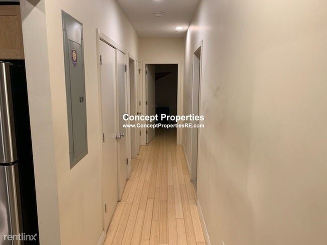 Building Photo - 3 br, 2 bath  - 409 Harrison Ave # 204BD