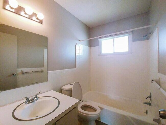 Photo - 4420 S 25th St Apartment