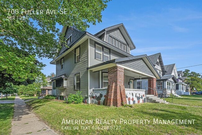 Foto del edificio - 700 Fuller Ave SE