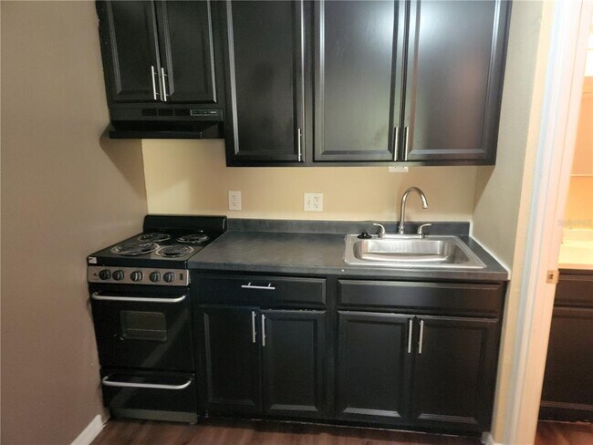 Foto del edificio - 5901 Bryce Ln