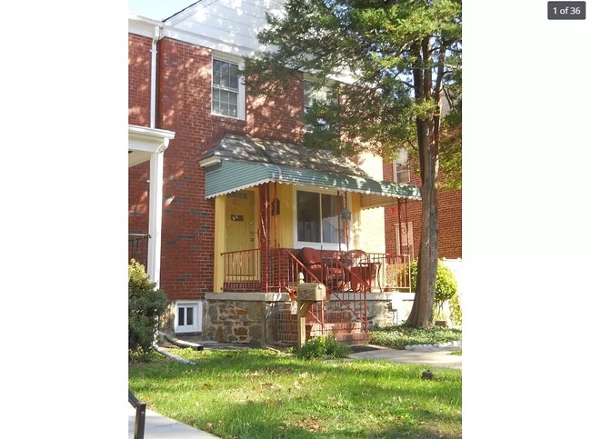 Building Photo - 17 Enjay Ave