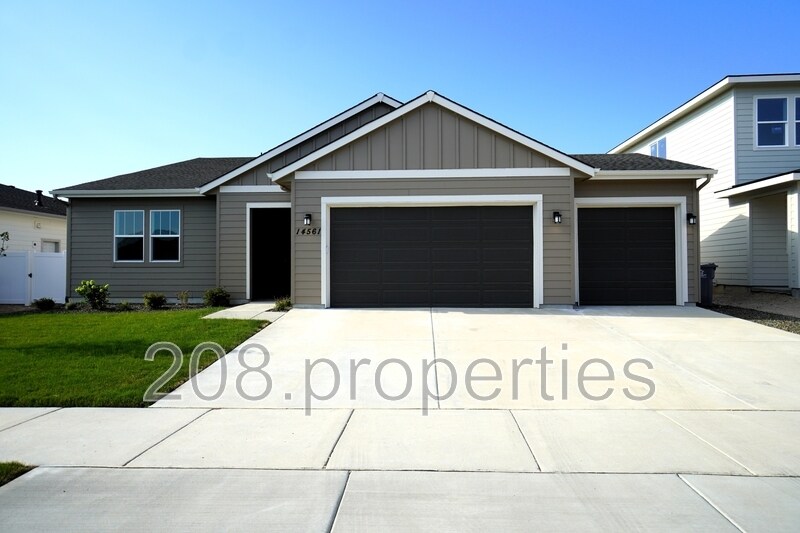 Foto principal - 14561 Pne Knl St