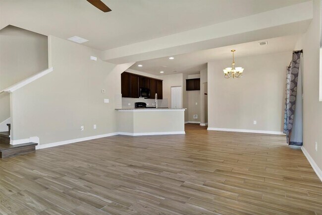 Building Photo - 1601 Arbor Knot Dr