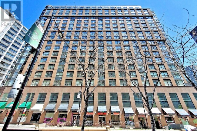 Building Photo - 7 Carlton St.
