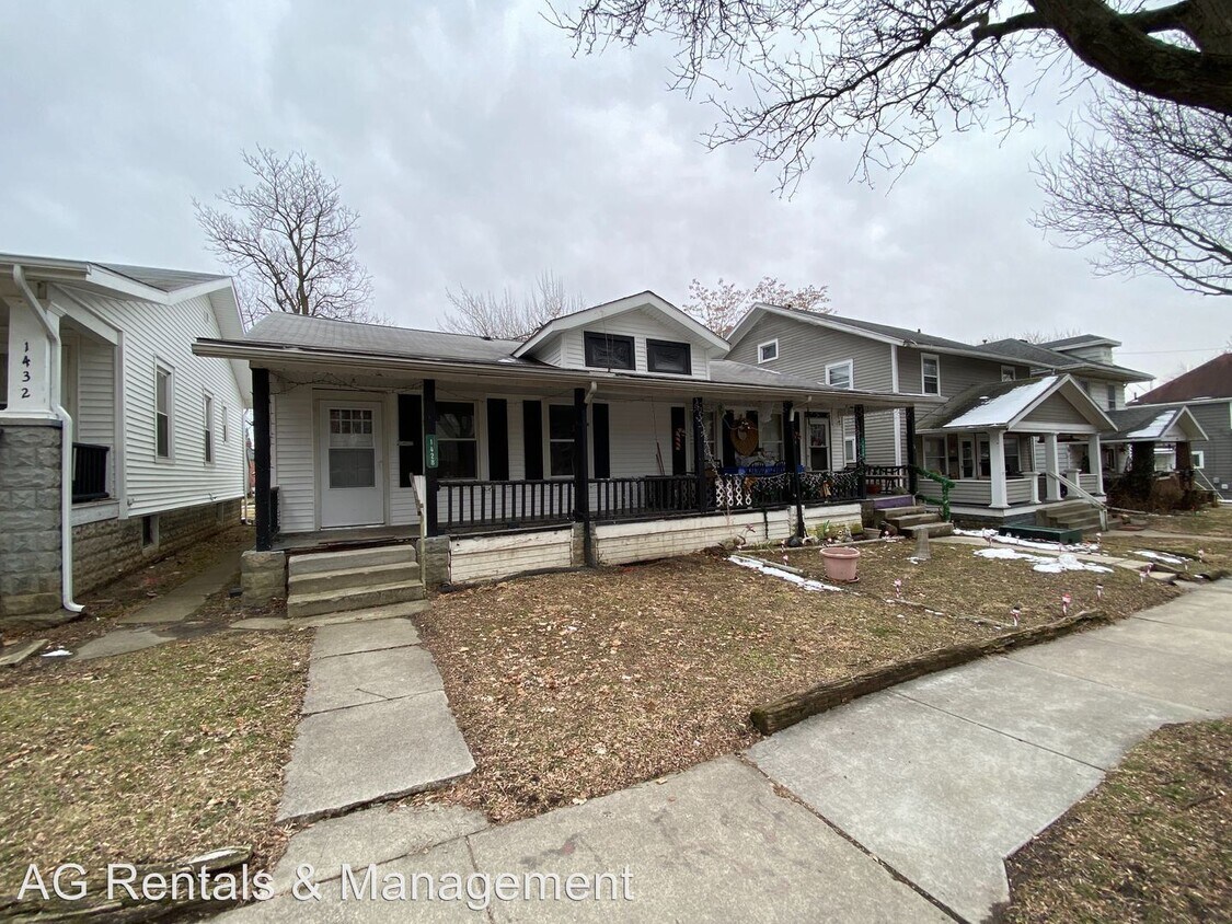 Primary Photo - 1426 Oakland St