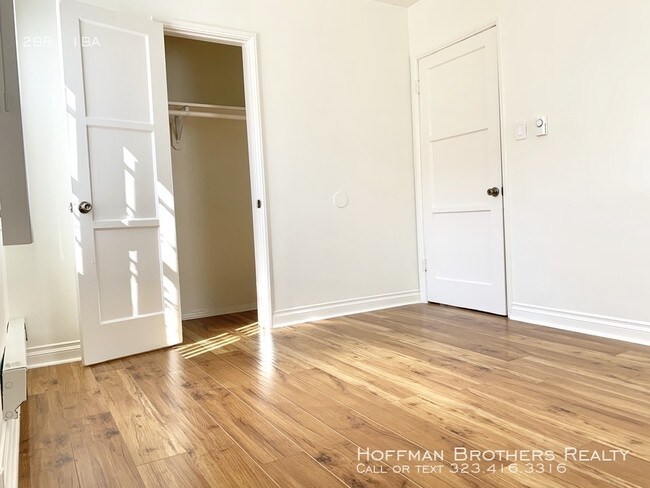 Building Photo - 2021 S Sherbourne Dr
