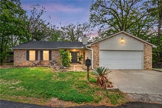 Building Photo - 8517 Spruce Dr